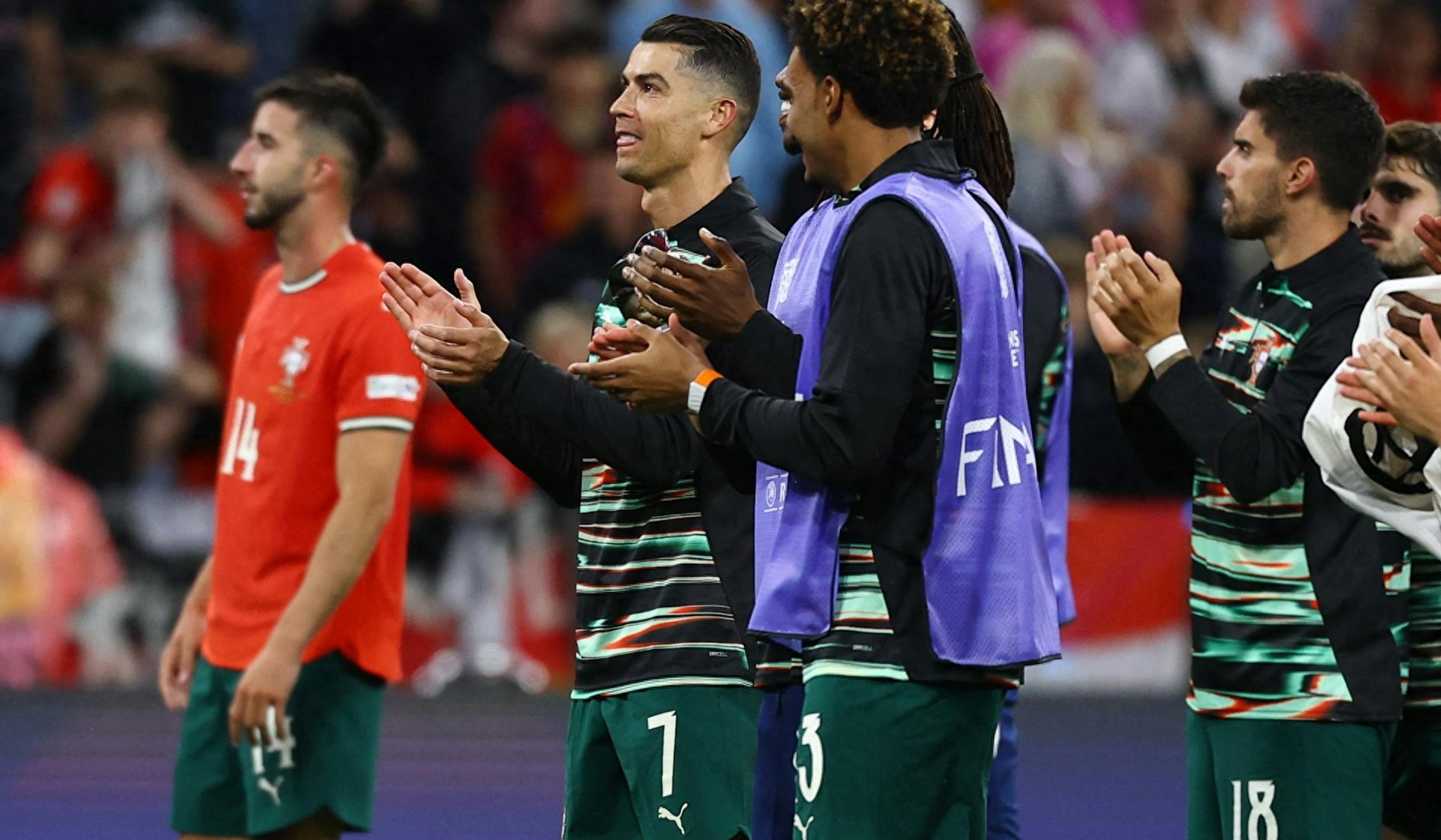 开云体育app-葡萄牙逆转土耳其，格纳布里爆发神勇的简单介绍