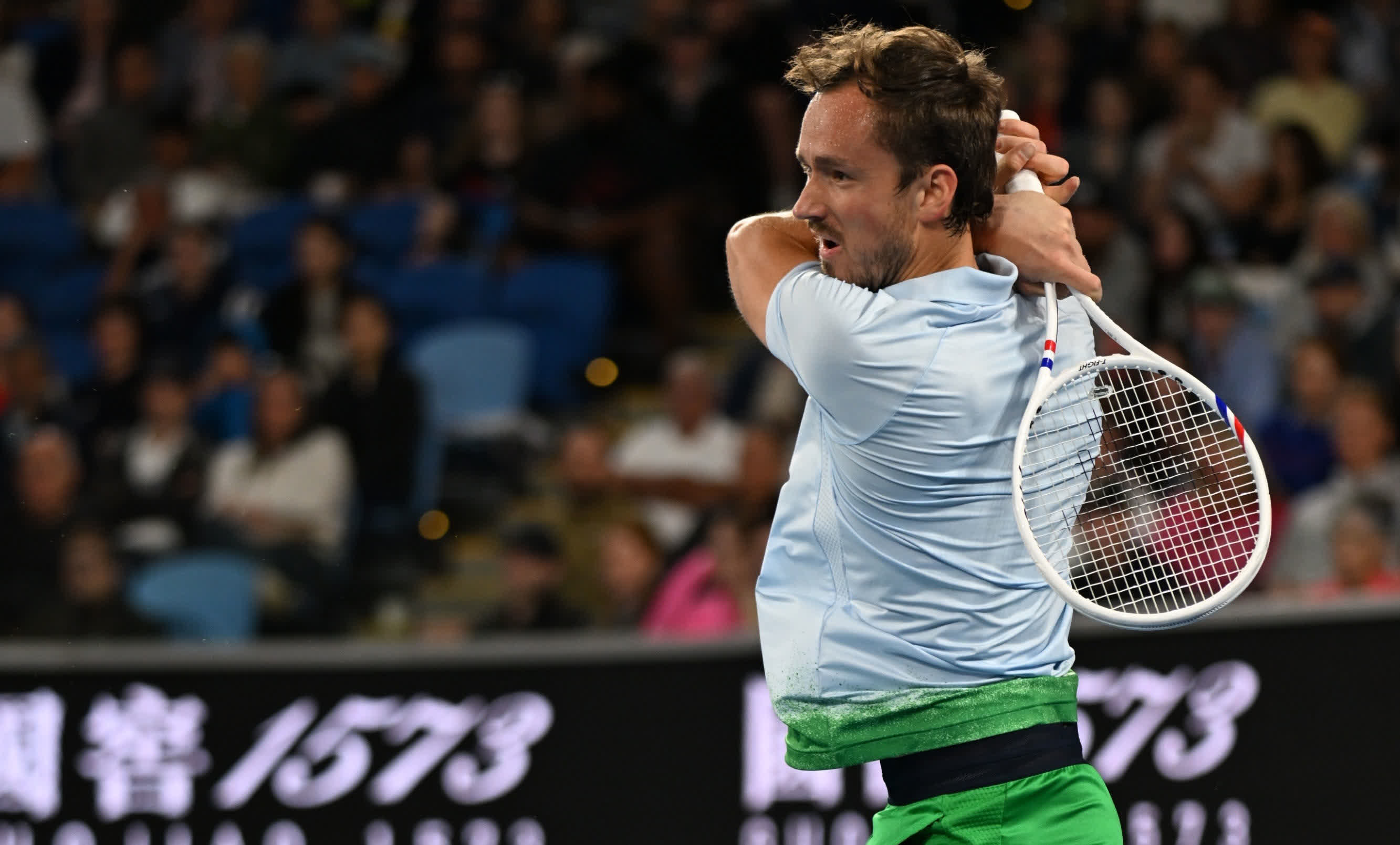 包含蒙特卡洛大师赛翻盘联合杯，梅德韦杰夫点燃赛场的词条