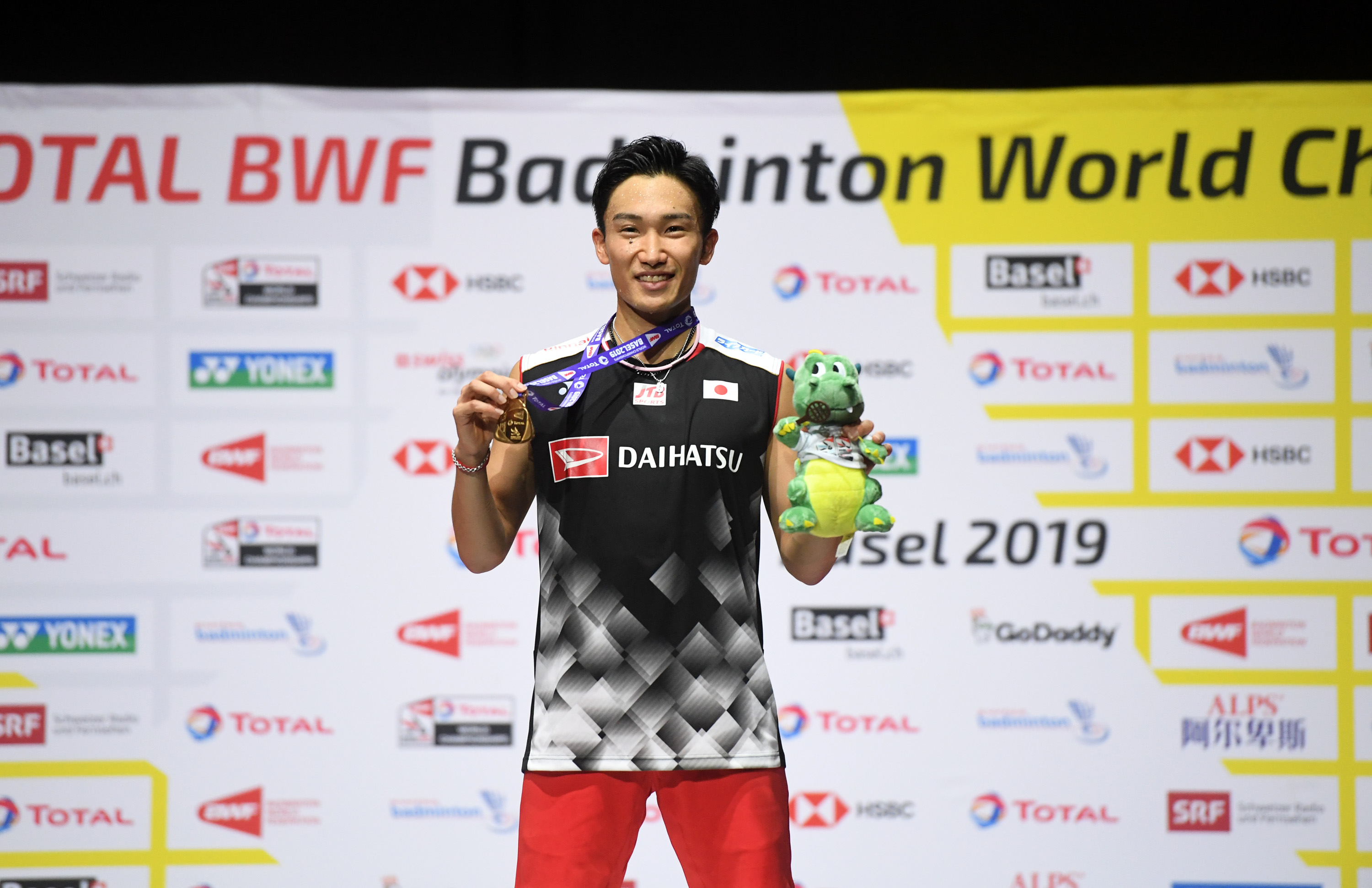 关于日本队轻取丹麦队，桃田贤斗惊艳四座的信息