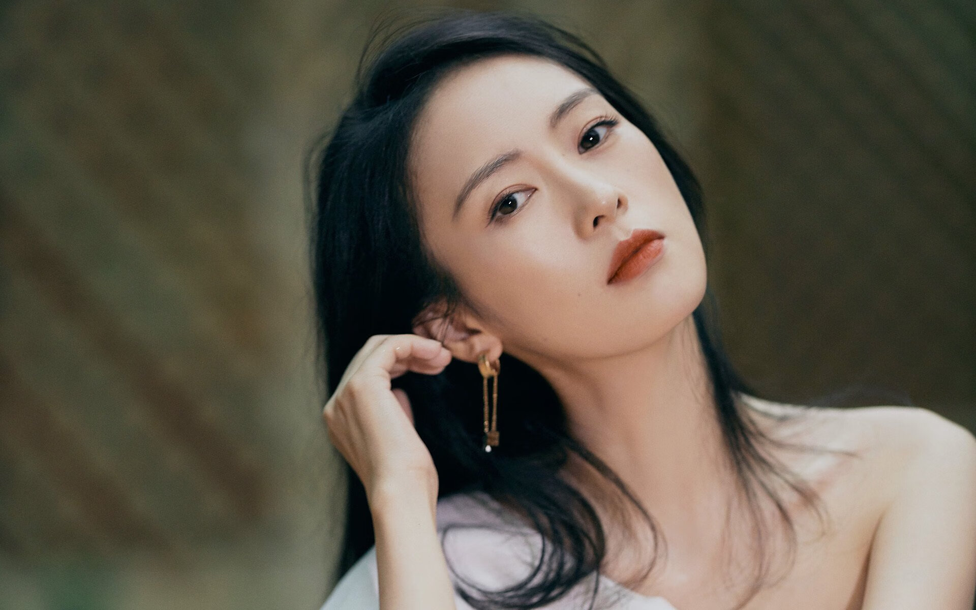 逆袭交响曲，当阿隆索扛起红色剧团的旗帜，法拉利如何演绎F1最震撼的逆转叙事