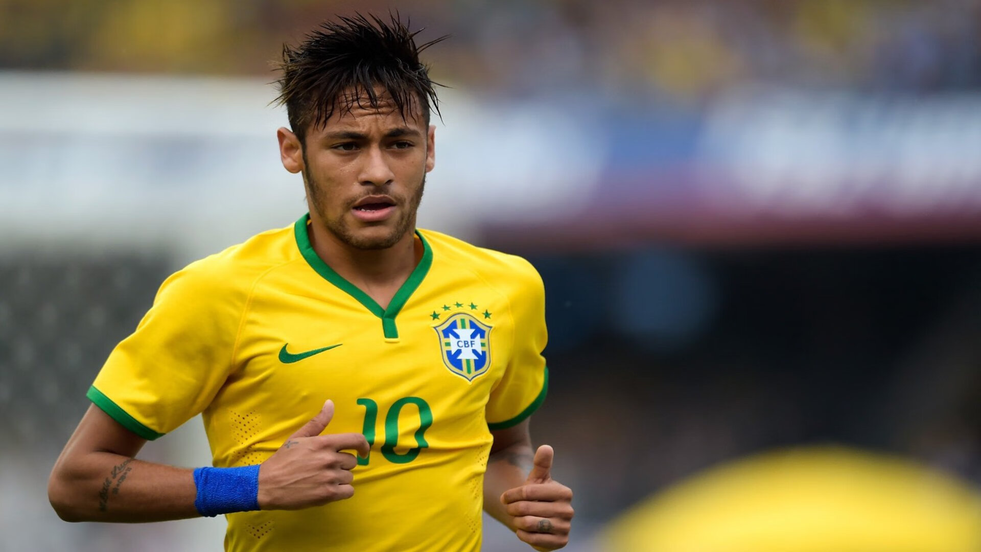 刃破长夜，杰伦·格林23英尺急停三分，点燃年度焦点之战的炬火